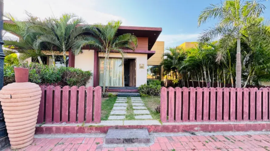 FH244 | Sweet Cottage's Image