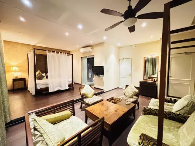 FH866 | Sweet Room 107's Image