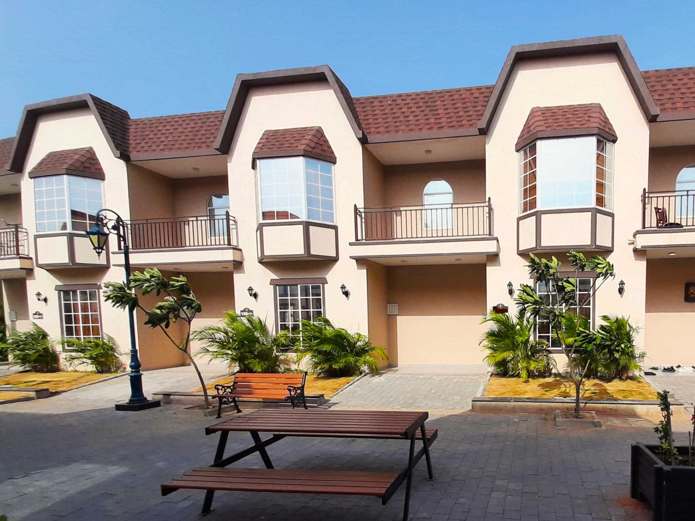 FH197 | England Home 197