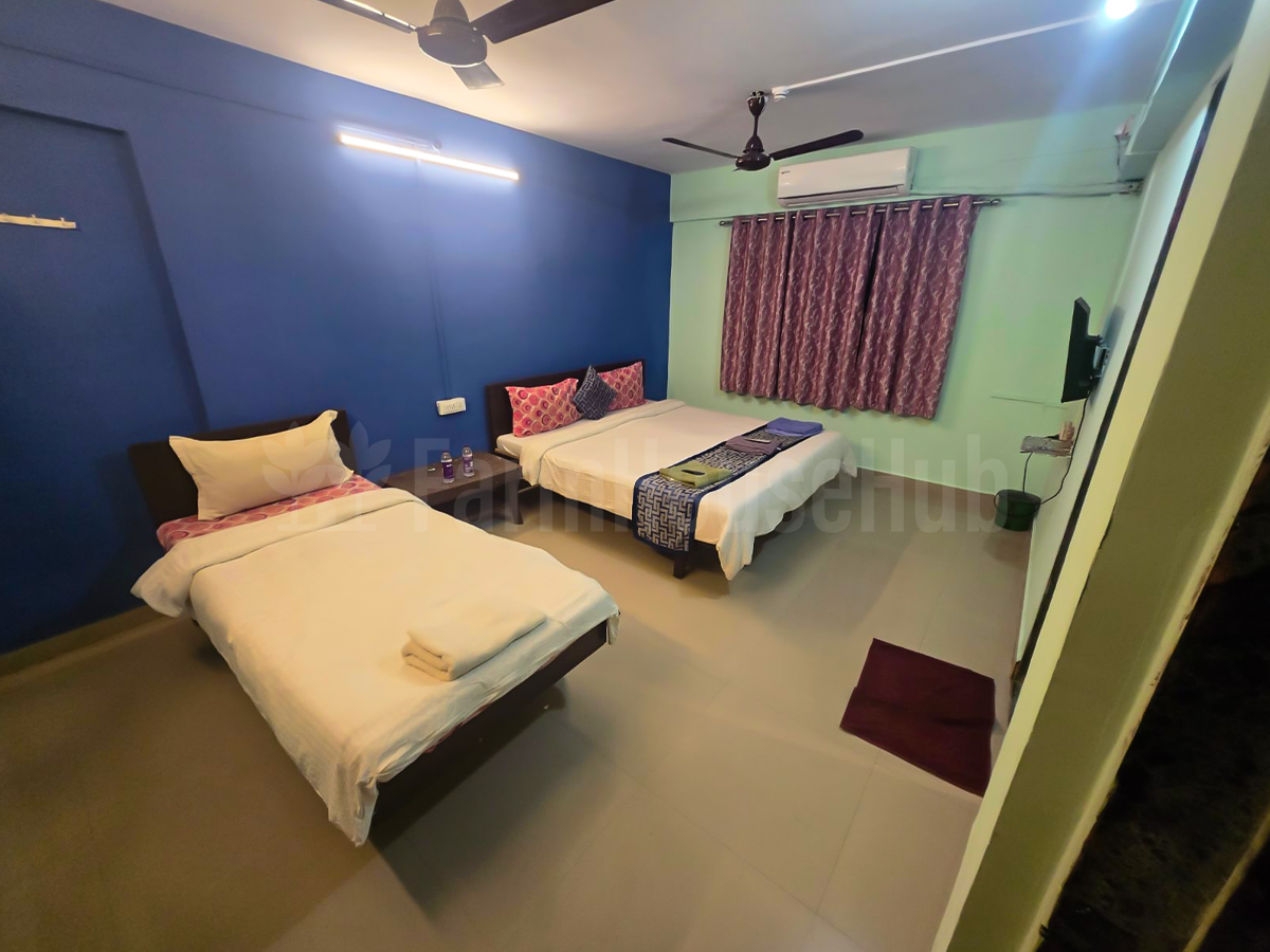 FH933 | Laguna Room 3