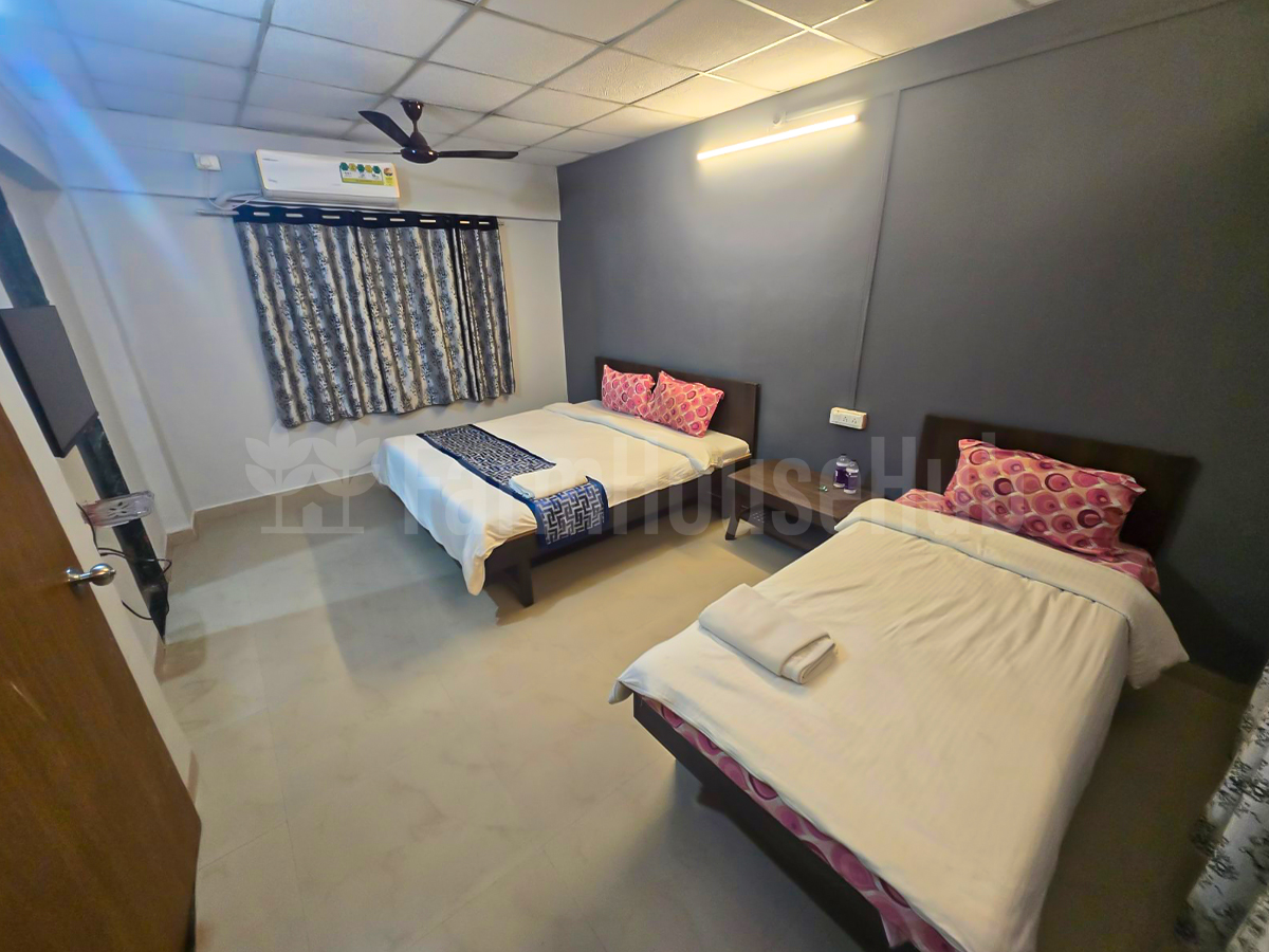 FH944 | Laguna Room 4